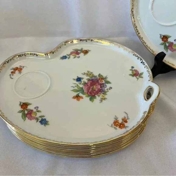 Vintage Noritake Japan Dresdlina Floral + Gold Painted Luncheon Plates - Picture 4 of 6